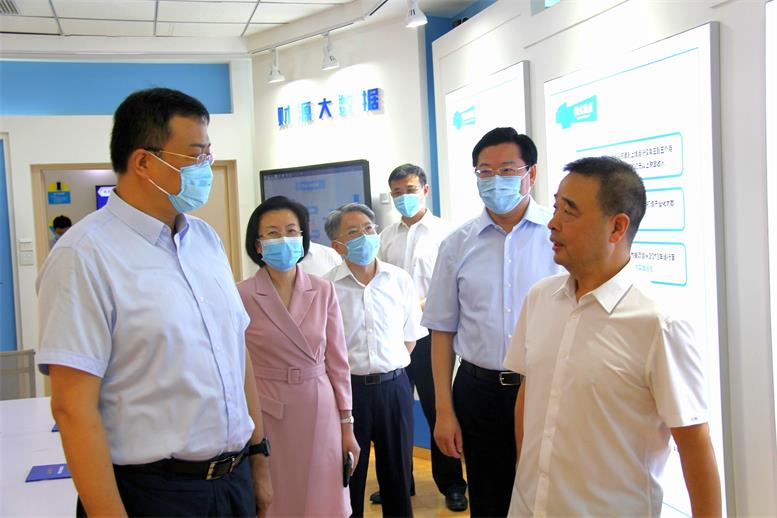 辽宁省副省长高涛莅临9091美高梅集团视察调研